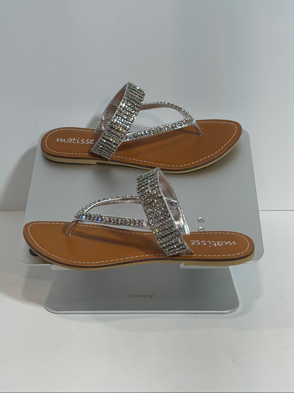 Matisse Bliss Silver Rhinestone Thong Sandals Nib Sparkle Crystal Flat Slide — image 3 of 7